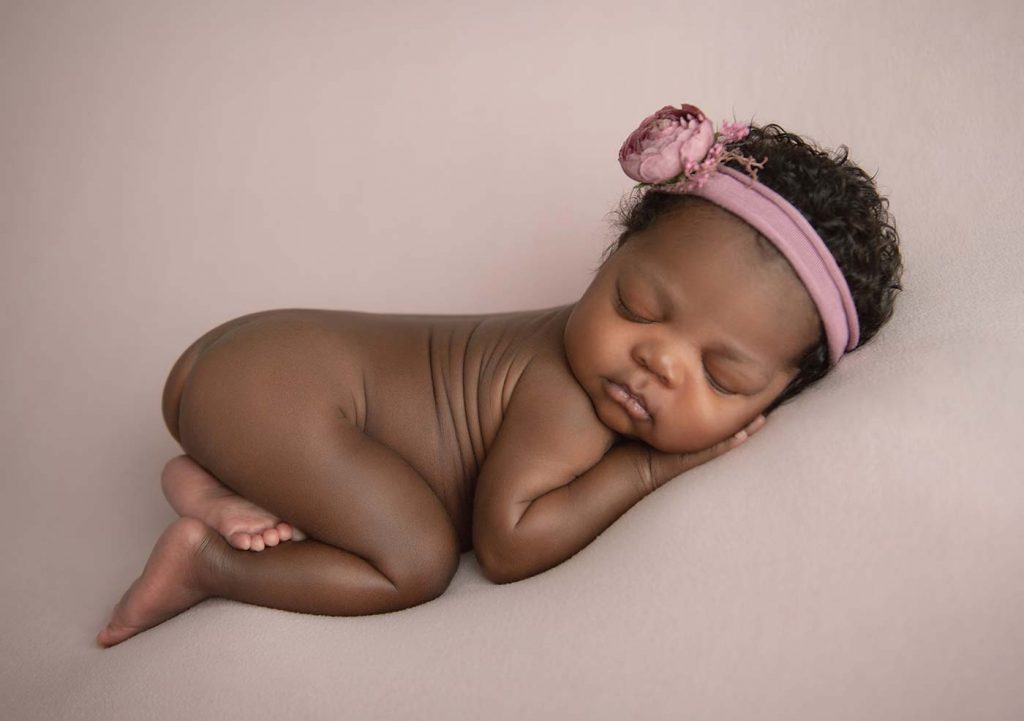baby girl newborn pictures